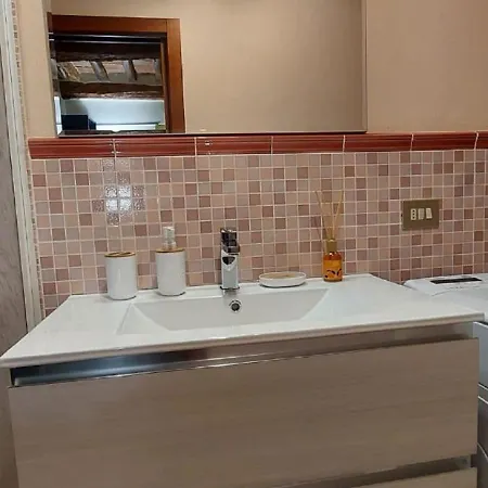 Cor Magis Kamullia - 200 Meters From The Historic Center And Close To The Train Station Apartment